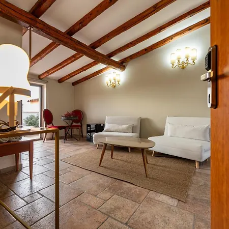 De Curtis Suites&rooms By Malia Pensionat *