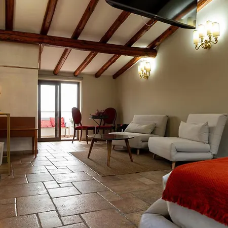 Guest house De Curtis Suites&rooms By Malia