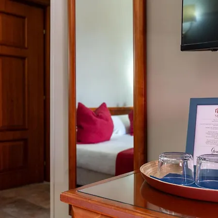 De Curtis Suites&rooms By Malia *