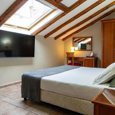 De Curtis Suites&rooms By Malia * Catania