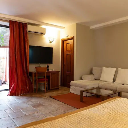 De Curtis Suites&rooms By Malia * Catania